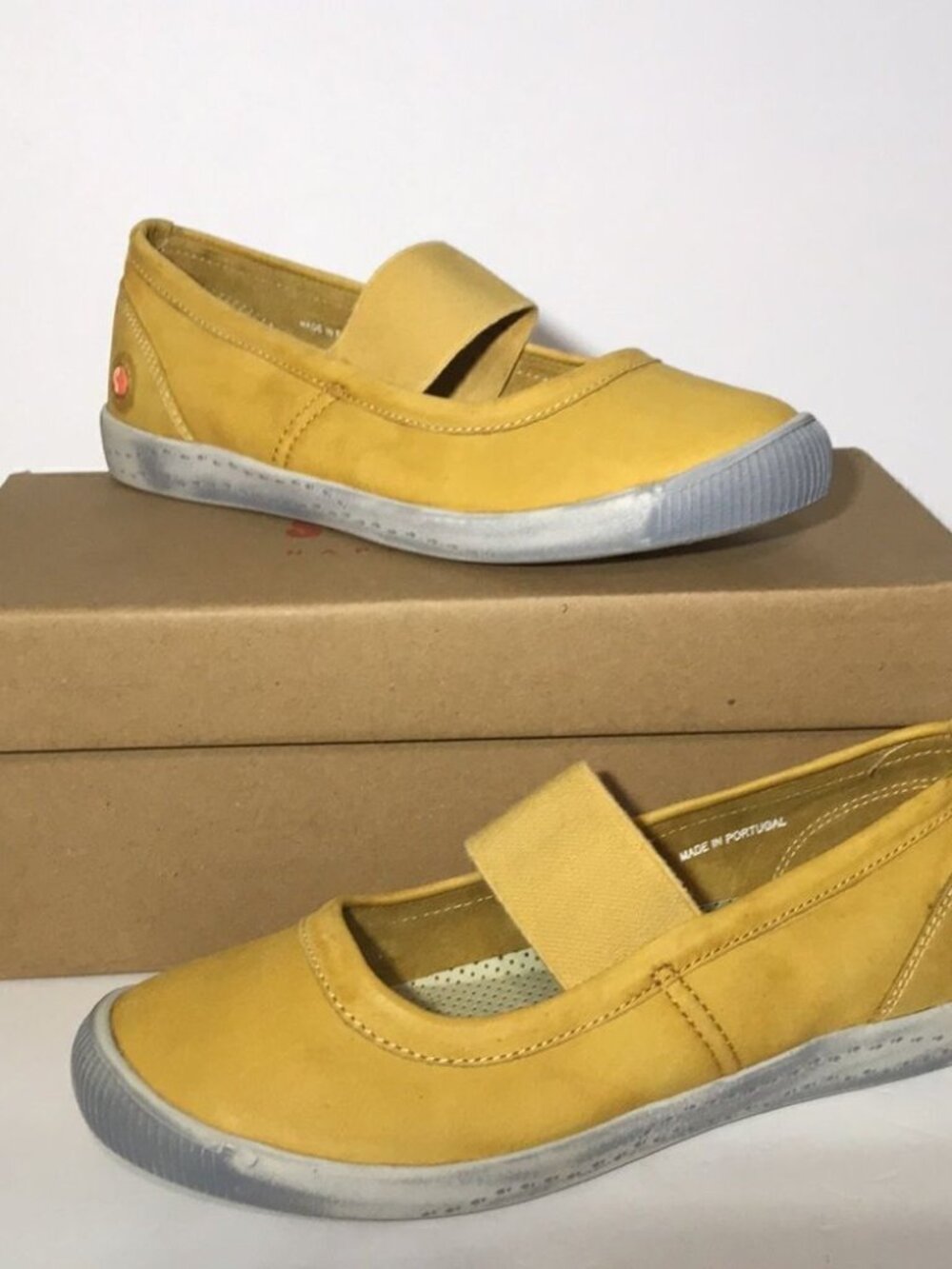 Softinos by FLY London Ion Washed Leather Shoes